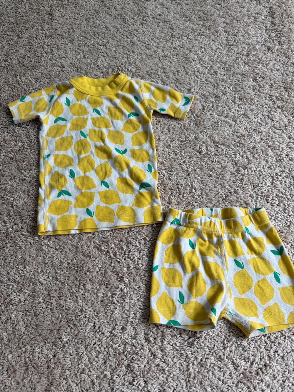 Hanna Andersson 3T Lemon Print Short Sleeve & Shorts Pajamas